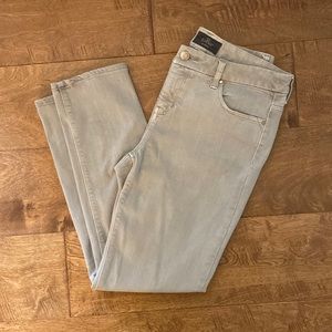 Chico's Women's Tan Color So Slimming Ankle Zipper Pants Sz 0